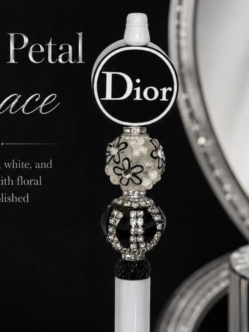 Noir Petal Grace Pen